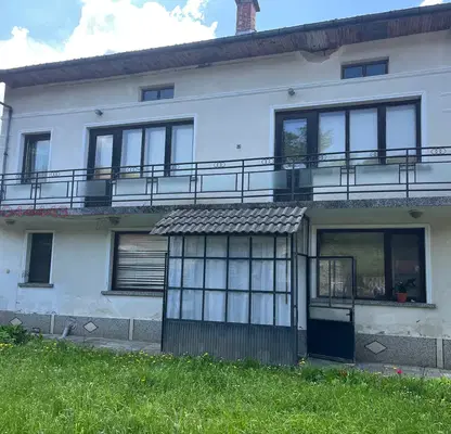 Photo 2 — House in Oblast Lovech, Aprilci