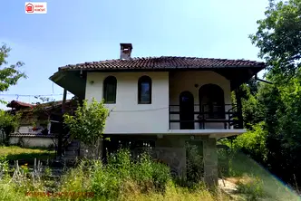 Къща в Ловеч, Априлци