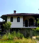 Къща в Ловеч, Априлци