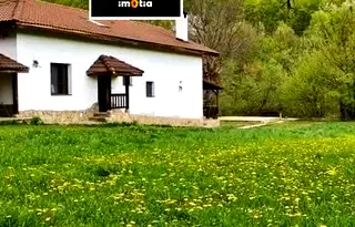 Къща в Ловеч, Априлци