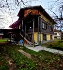 Къща в Ловеч, Априлци