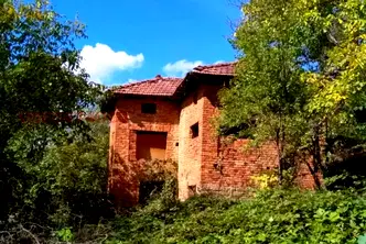 Къща в Ловеч, Априлци