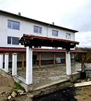 Къща в Ловеч, Априлци