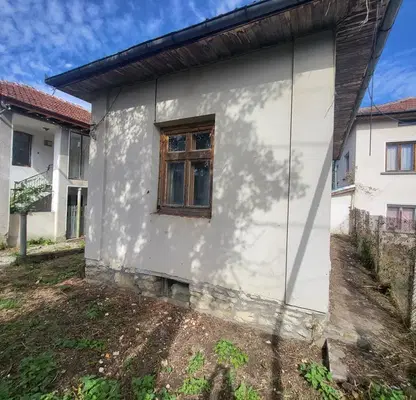 Photo 2 — House in Lovech, Aprilci