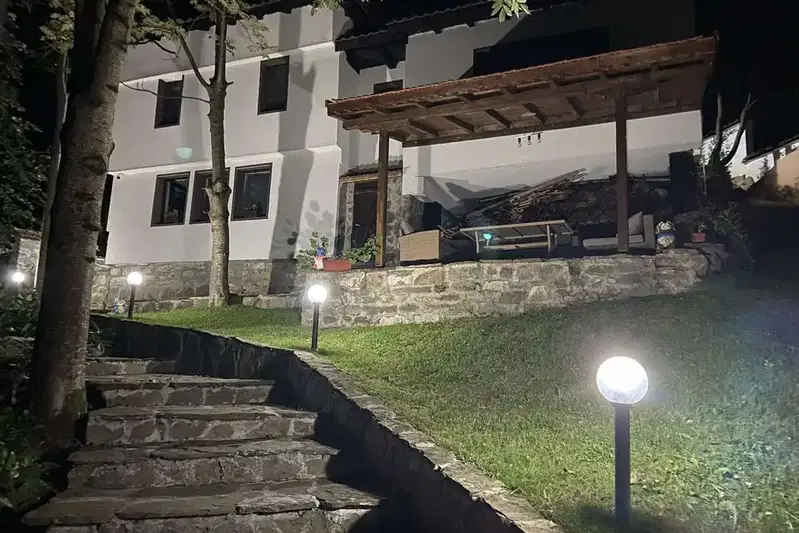 House in Oblast Lovech, Troyan