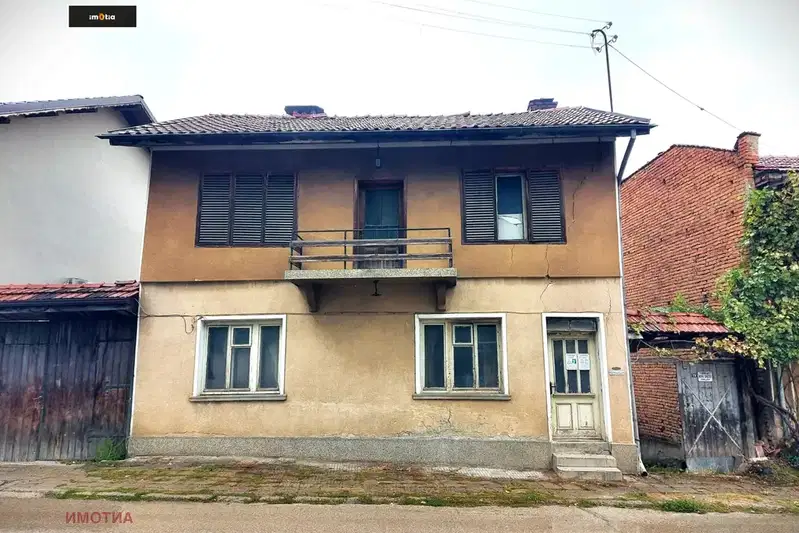 House in Oblast Lovech, Troyan