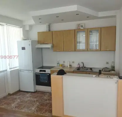 Photo 4 — Three-storey house with terrace in the centre of Troyan