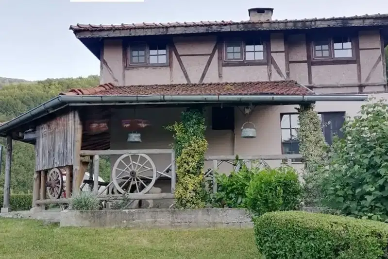 House in Oblast Lovech, Troyan