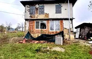 Къща в Ловеч, Троян