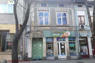 Къща в Ловеч, Троян