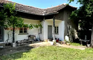 Къща в Ловеч, Угърчин