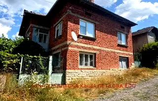 Къща в Ловеч, Угърчин