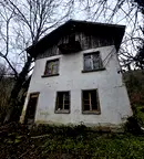 Къща в Ловеч, с. Бели Осъм