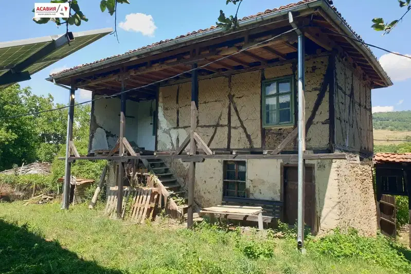 Къща в Ловеч, с. Българене