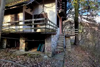 Къща в Ловеч, с. Черни Осъм