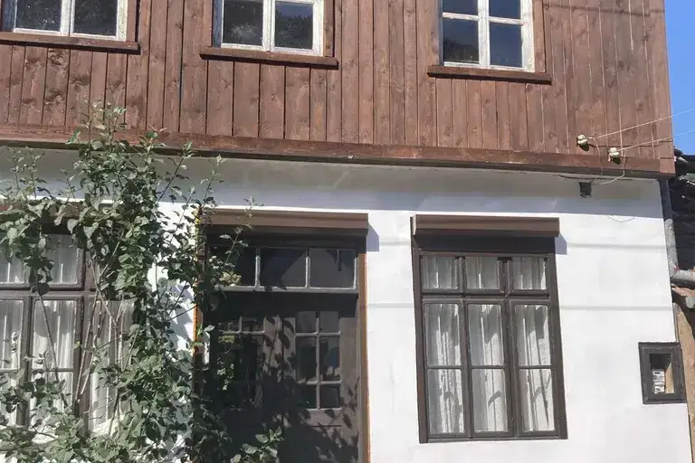 Къща в Ловеч, с. Черни Осъм