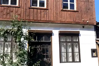 Къща в Ловеч, с. Черни Осъм