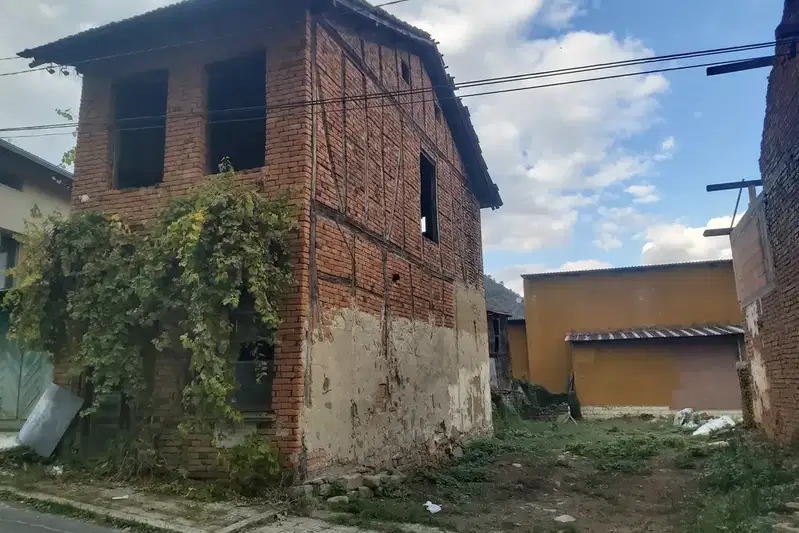 Къща в Ловеч, с. Черни Осъм