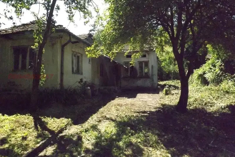 House in Oblast Lovech, Chiflik