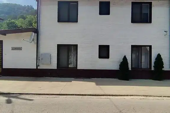 House in Oblast Lovech, Chiflik