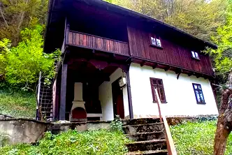 Къща в Ловеч, с. Чифлик