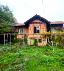 Къща в Ловеч, с. Дебнево