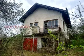 Къща в Ловеч, с. Добревци