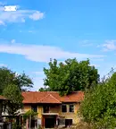 Къща в Ловеч, с. Дойренци