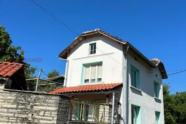 House in Oblast Lovech, Dragana