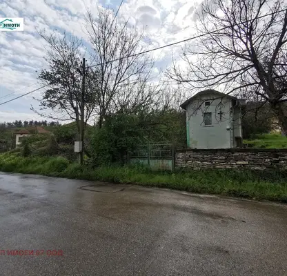 Снимка 3 — Къща в Ловеч, с. Драгана