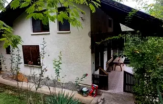 Къща в Ловеч, с. Гложене