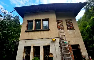 Къща в Ловеч, с. Гложене
