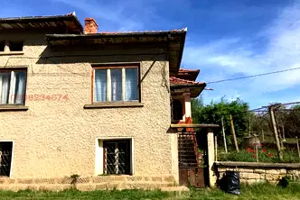 Къща в Ловеч, с. Голец