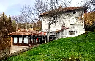Къща в Ловеч, с. Голям извор
