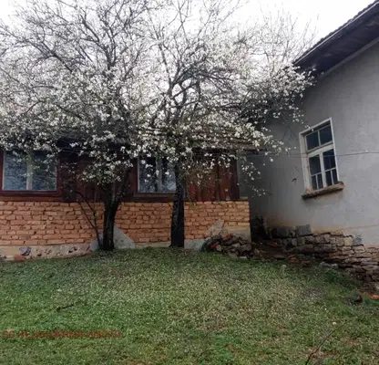 Photo 4 — House in Oblast Lovech, Golyam Izvor