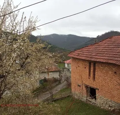 Photo 5 — House in Oblast Lovech, Golyam Izvor