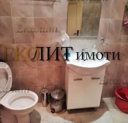 Снимка 3 — Къща в Ловеч, с. Голяма Брестница