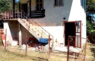Къща в Ловеч, с. Голяма Желязна