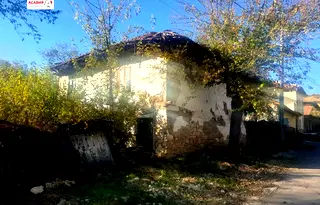 Къща в Ловеч, с. Горно Павликене