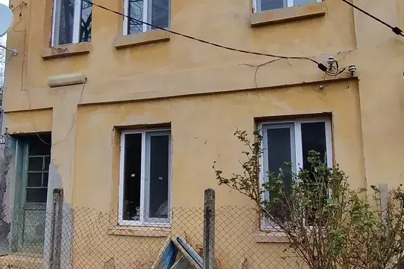House in Oblast Lovech, Gorno Trape