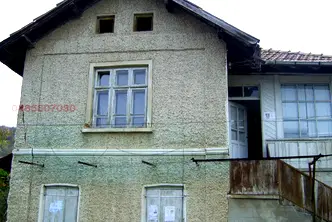Къща в Ловеч, с. Хлевене