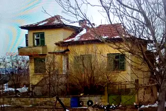 Къща в Ловеч, с. Йоглав
