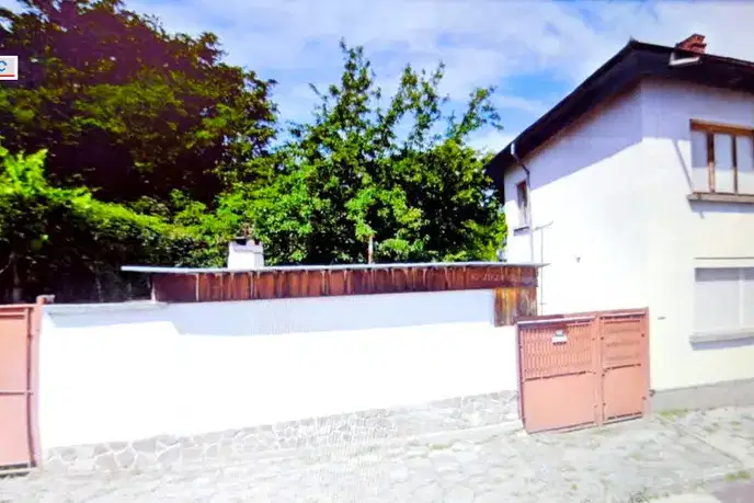 House in Oblast Lovech, Leshnica