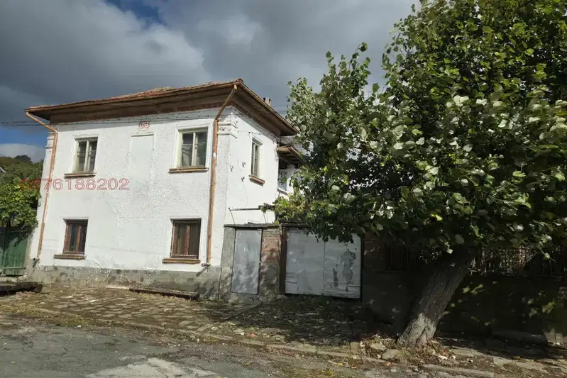 House in Oblast Lovech, Lisec