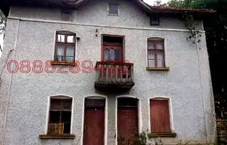 Къща в Ловеч, с. Микре