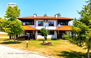 Къща в Ловеч, с. Орешак