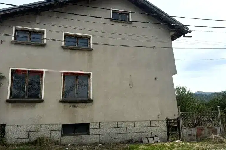 House in Oblast Lovech, Oreshak