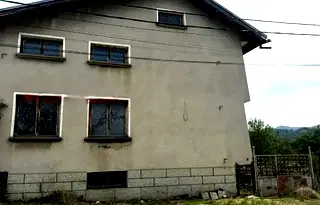Къща в Ловеч, с. Орешак