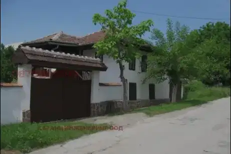 Къща в Ловеч, с. Орешене