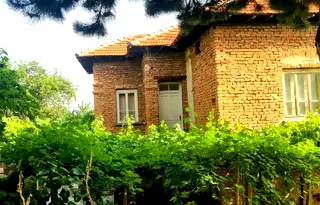Къща в Ловеч, с. Пресяка